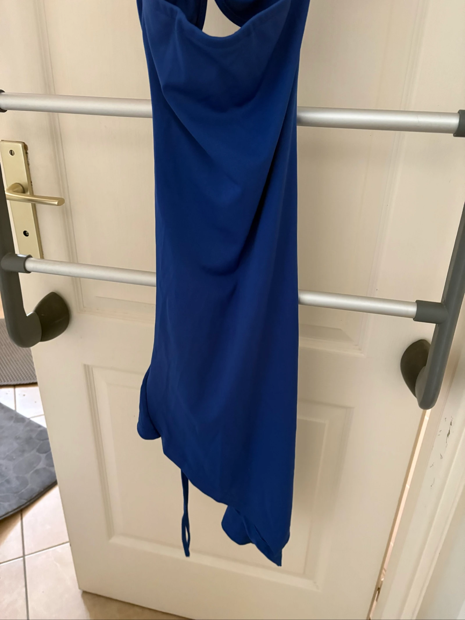 Asymmetrische blauwe rugvrije jurk - Maat XS/XXS – photo 5